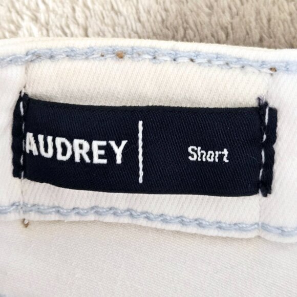 True Religion Girls Audrey White cut-off stretch Shorts, size 16 - Picture 7 of 14